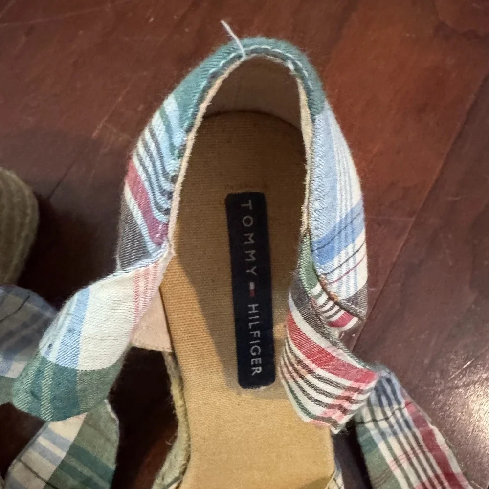 Tommy Hilfiger Plaid Espadrille Wedge Sandals Fabric Ankle Tie 3.5